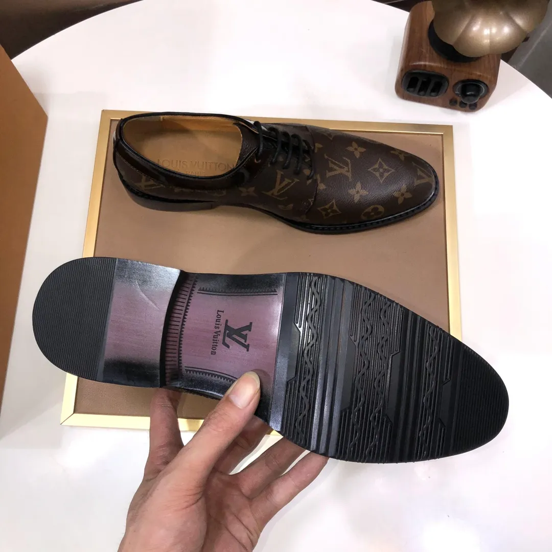 Men's shoes💰460💰【LOUIS VUITTON】(sheepskin lining) new cowhide LV formal shoes🎩🎩❗️🆘made one to one at the counter🎩original quality, imported cowhide upper➕full sheepskin lining➕original rubber outsole, {high quality visible}👣Size: 38-45 (45 custom-made)